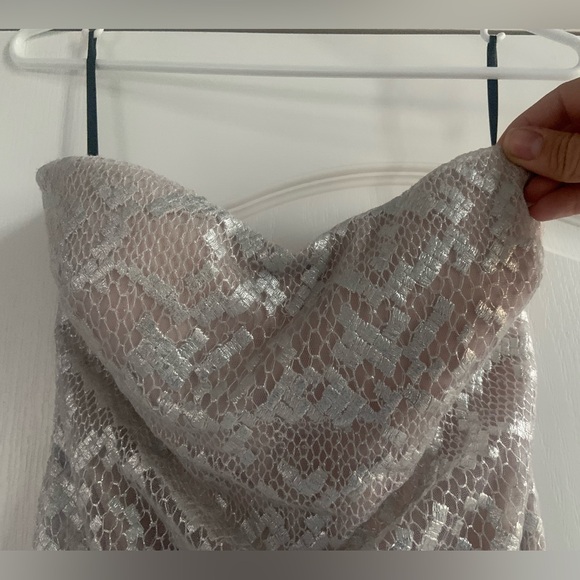 Strapless midi dress - Picture 2 of 4